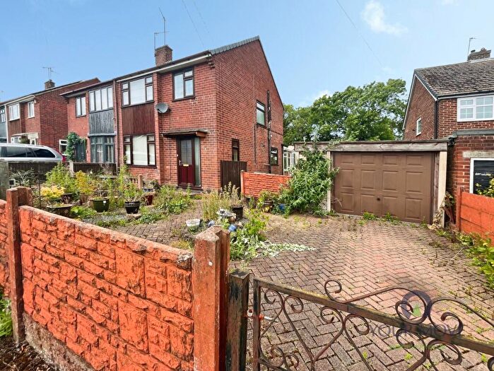 3 Bedroom Semi-Detached House For Sale In Sudbury Avenue, Ilkeston, Derbyshire, DE7