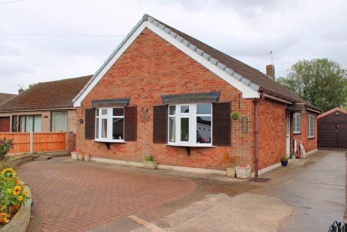 3 Bedroom Detached Bungalow For Sale In Burgess Road, Brigg, DN20