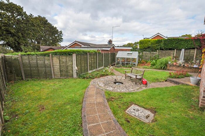 2 Bedroom Bungalow For Sale In Lacy Drive, Wimborne, BH21
