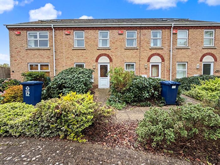 3 Bedroom Town House To Rent In Keln Leas, St Ives, Cambs, PE27