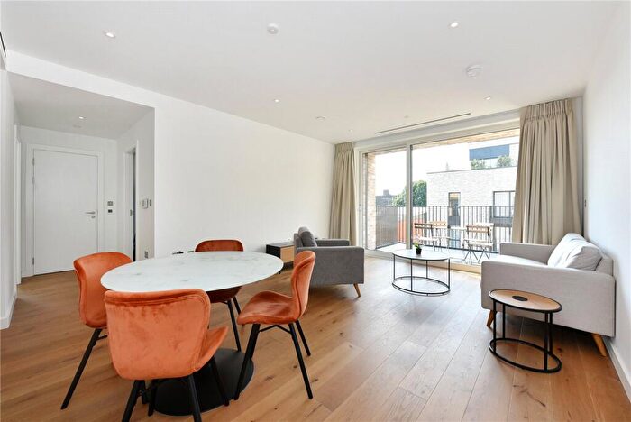 2 Bedroom Apartment To Rent In Fisherton Street, London, NW8