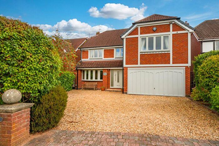 4 Bedroom Detached House For Sale In Bell Meadow, Stourbridge, DY9