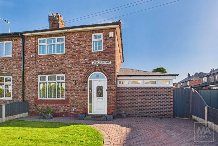 3 Bedroom Semi-detached House For Sale In Lindley Avenue, Warrington, WA4