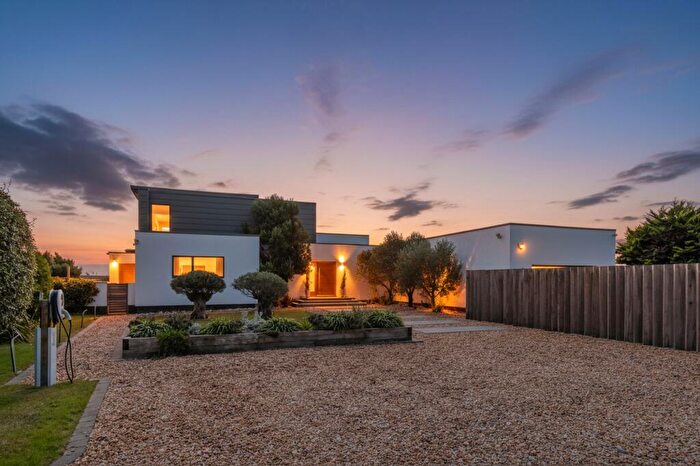 5 Bedroom Detached House For Sale In South Strand, East Preston, BN16