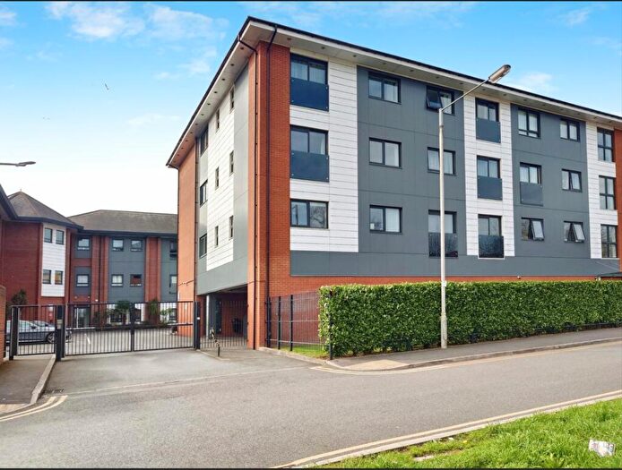2 Bedroom Apartment To Rent In Whitby Road, Slough, SL1