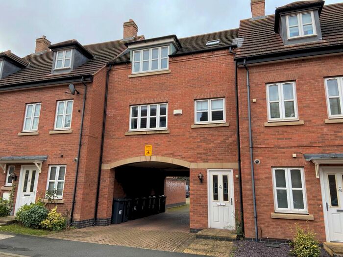 2 Bedroom Town House To Rent In Goods Yard Close, Loughborough, LE11