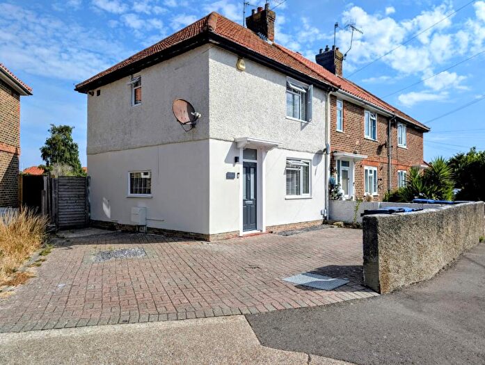 3 Bedroom End Of Terrace House For Sale In Meredith Road, Worthing, BN14