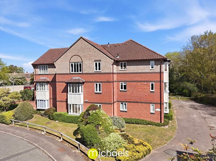 1 Bedroom Flat For Sale In Friday Wood Green, Colchester, CO2