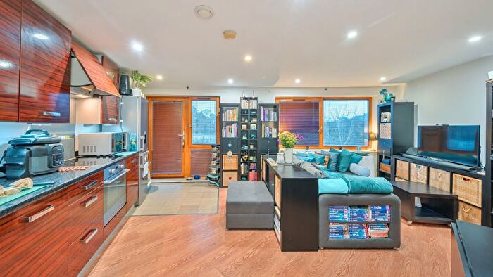 1 Bedroom Flat For Sale In Atlip Road, Wembley, HA0