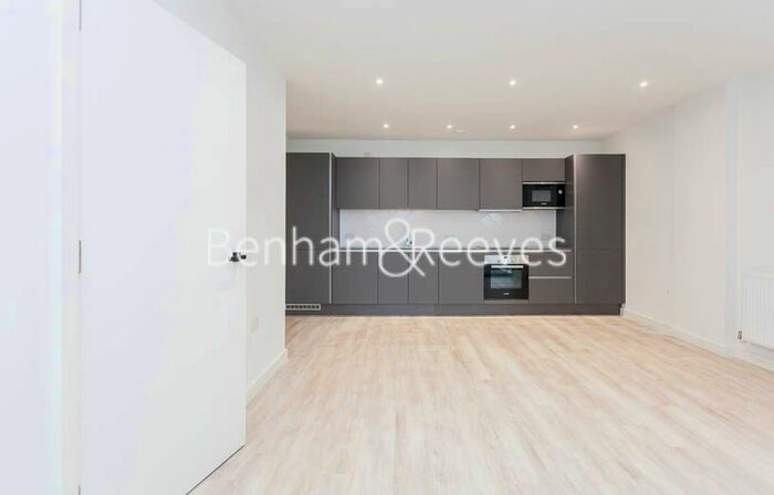 1 Bedroom Flat To Rent In Habito, Hounslow, TW3