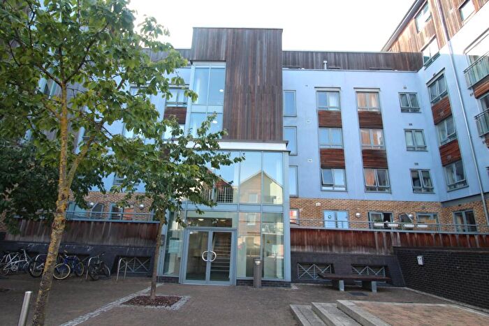 1 Bedroom Flat To Rent In Quayside Drive, Hythe, Colchester, CO2