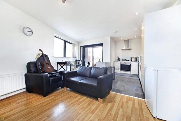 2 Bedroom Apartment For Sale In Park View Court, Devons Road, London, E3