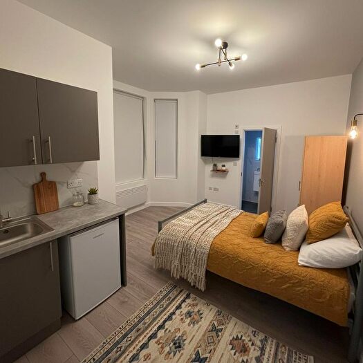 1 Bedroom Studio To Rent In Liverpool Road, Thornton Heath, Croydon, CR7