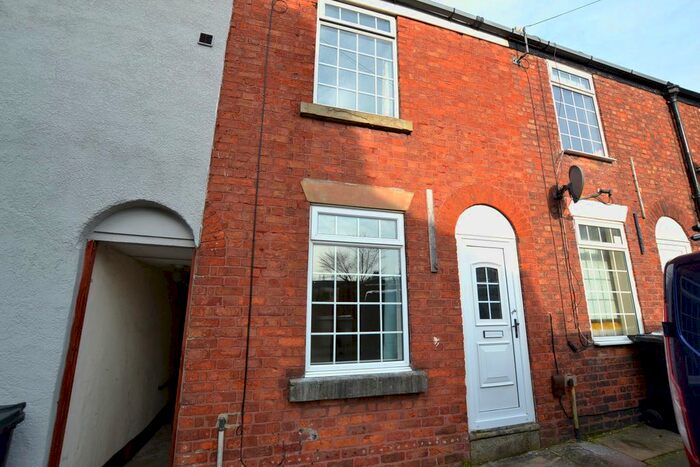 2 Bedroom Terraced House To Rent In Paradise Street, Macclesfield, SK11