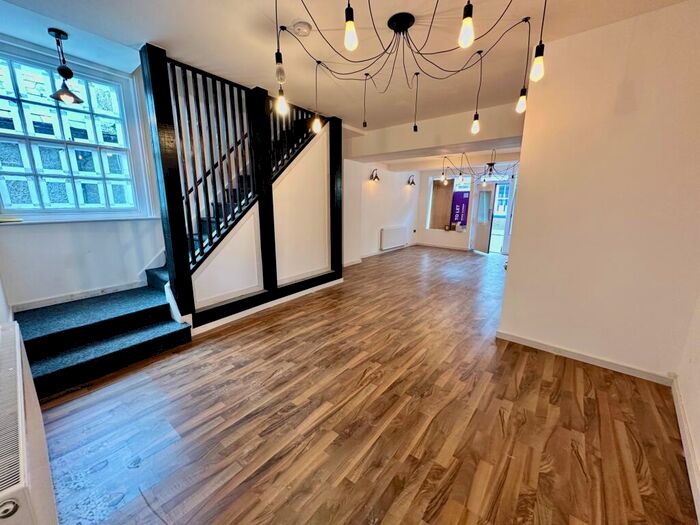 3 Bedroom End Of Terrace House To Rent In Church Street, Coggeshall, Colchester, CO6