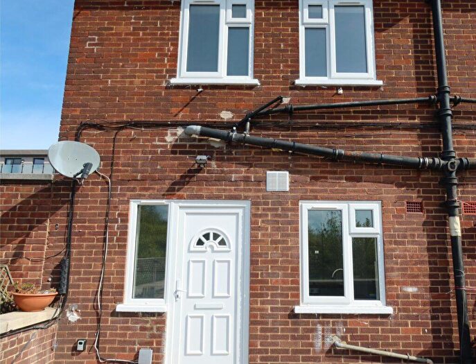 2 Bedroom Maisonette To Rent In Broadway, Bexleyheath, DA6