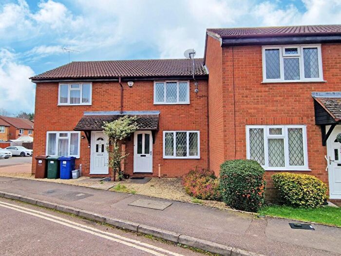 2 Bedroom Terraced House For Sale In Moor Pond Close, Bicester, OX26