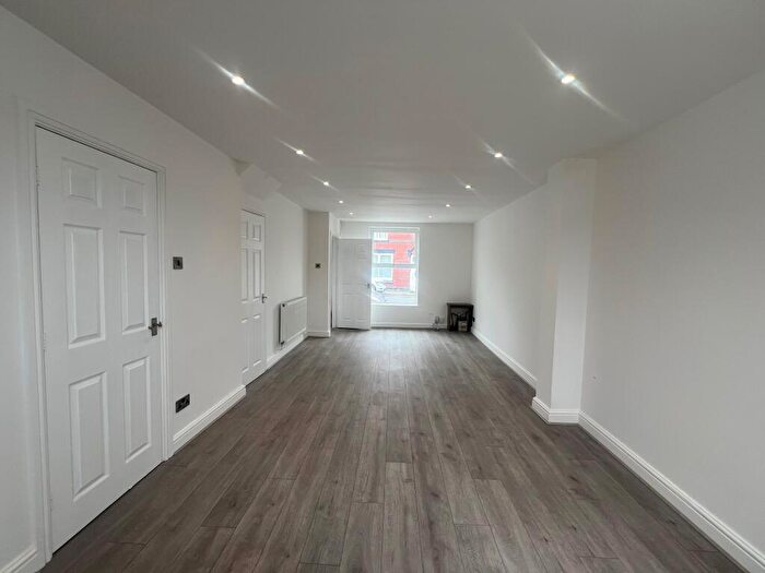 3 Bedroom Terraced House To Rent In Taunton Road, Ashton-Under-Lyne, OL7