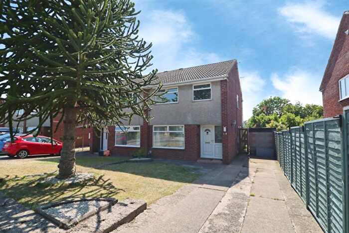 3 Bedroom Semi-Detached House For Sale In Ravenshoe Road, Barry, CF63