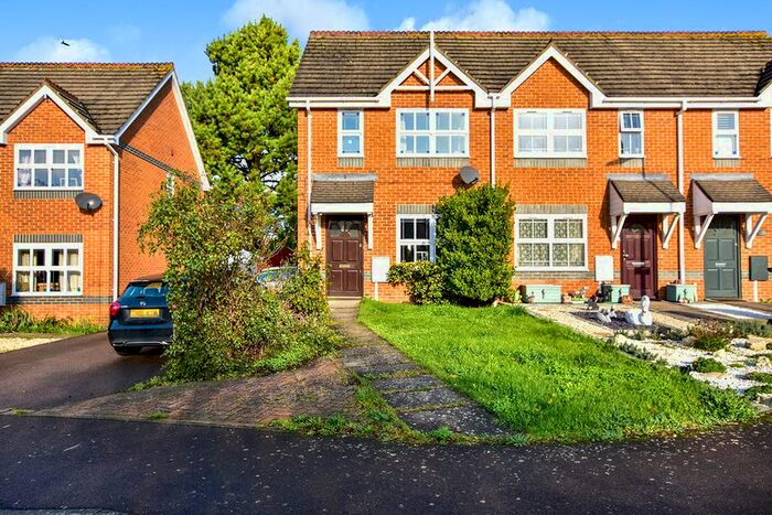 2 Bedroom Semi-Detached House To Rent In Foxglove Rise, Maidstone, Kent, ME14