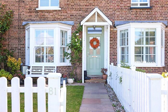 2 Bedroom Terraced House For Sale In West End Lane, Esher, Surrey, KT10