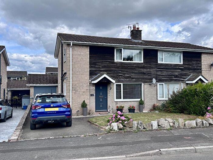 3 Bedroom Semi-Detached House For Sale In Wern Gifford, Pandy, NP7