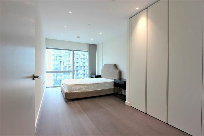 2 Bedroom Flat To Rent In Cutter Lane, London, SE10