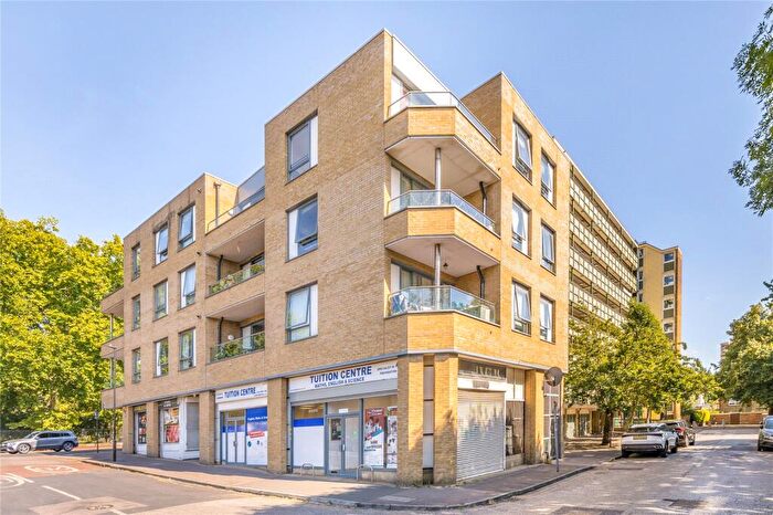 2 Bedroom Flat For Sale In Paul Street, London, E15
