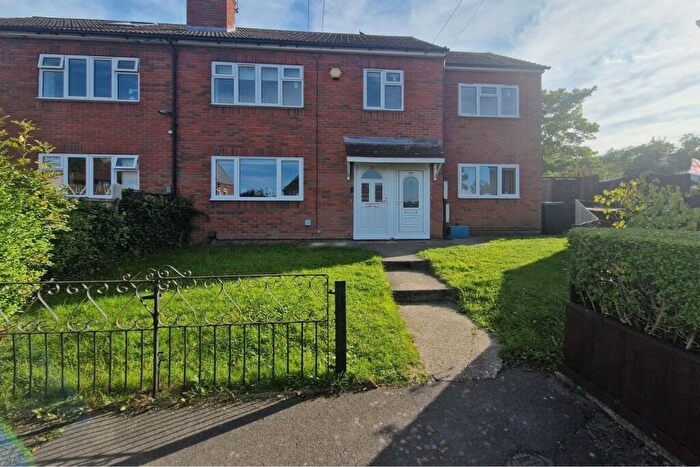 3 Bedroom Apartment To Rent In Paley Gardens, Loughton, IG10