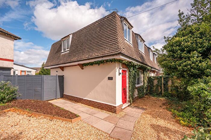 3 Bedroom Semi-Detached House For Sale In Barnwell Street, Kettering, NN16
