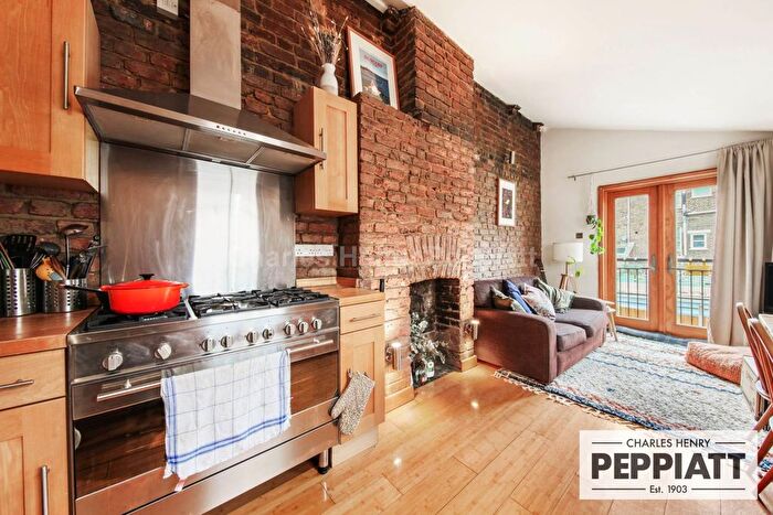 2 Bedroom Flat To Rent In Canning Road, Highbury, N5