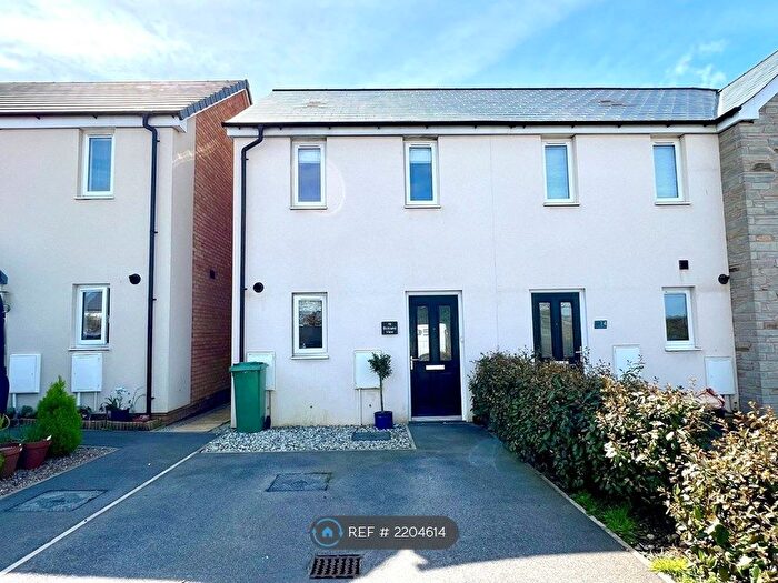 2 Bedroom End Of Terrace House To Rent In Bickland View, Falmouth, TR11
