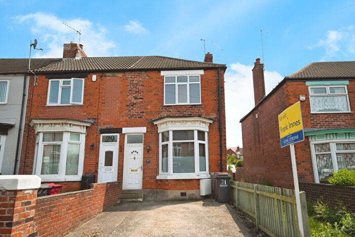 2 Bedroom End Of Terrace House To Rent In Sutton Hall Road, Chesterfield, S44