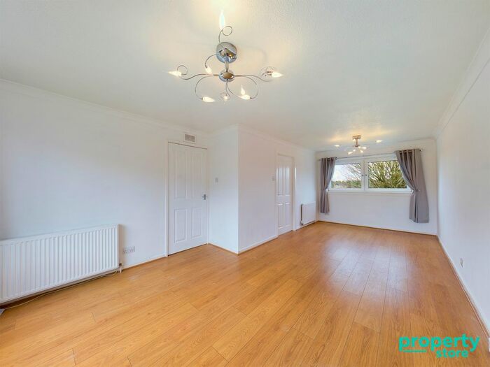 3 Bedroom Terraced House To Rent In Viewmount Crescent, Strathaven, South Lanarkshire, ML10