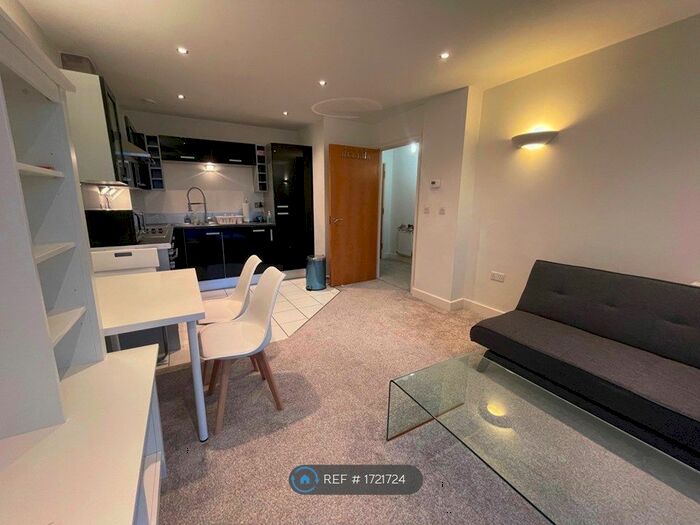 1 Bedroom Flat To Rent In Western Gateway, London, E16