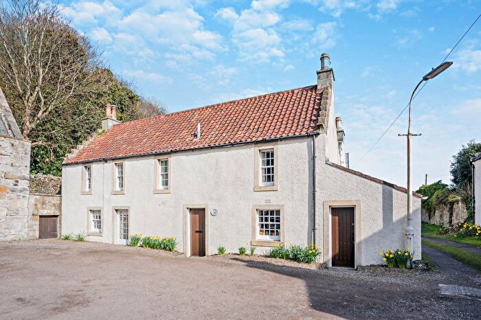 5 Bedroom Detached House For Sale In Academy Square, Limekilns, Dunfermline, Fife, KY11