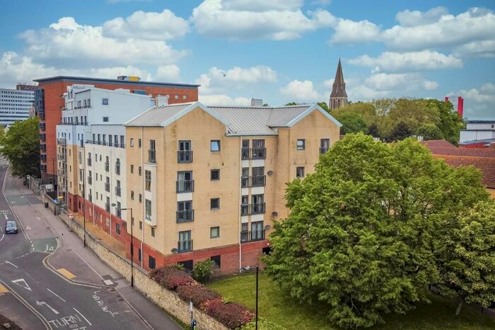 2 Bedroom Flat To Rent In Carpathia Drive, Southampton, SO14