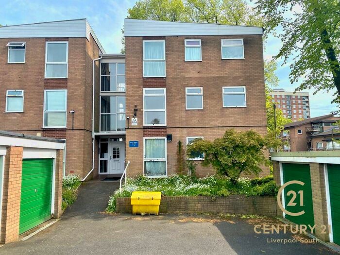 2 Bedroom Apartment To Rent In Rockmount Close, Woolton, L25