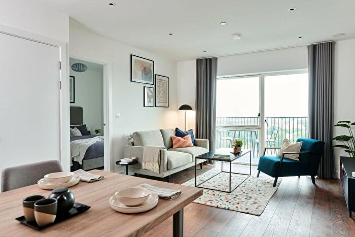 2 Bedroom Apartment To Rent In Apo - Barking Wharf, IG11