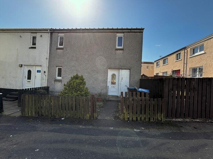 2 Bedroom End Of Terrace House To Rent In Russell Court Kilmarnock, KA3