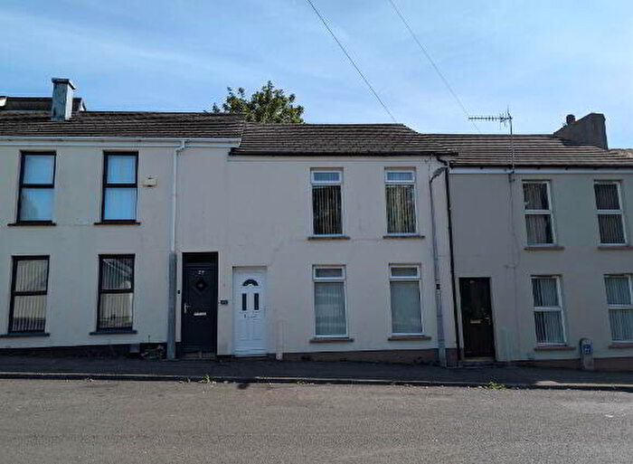3 Bedroom Terrace House For Sale In St John`s Place, Larne, BT40