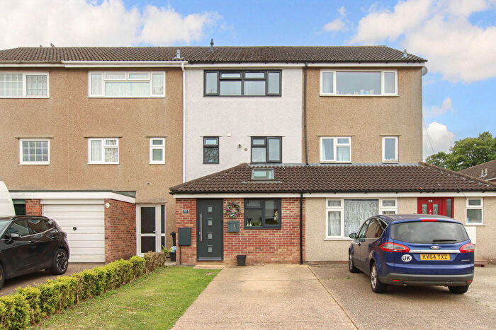 5 Bedroom Terraced House For Sale In Claymore, Hemel Hempstead, HP2
