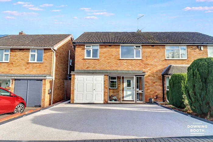 3 Bedroom Semi Detached House For Sale In Furnivall Crescent, Lichfield, WS13
