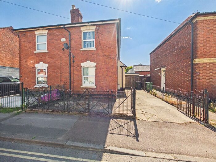 3 Bedroom Semi Detached House For Sale In Adelaide Street, Gloucester, Gloucestershire, GL1