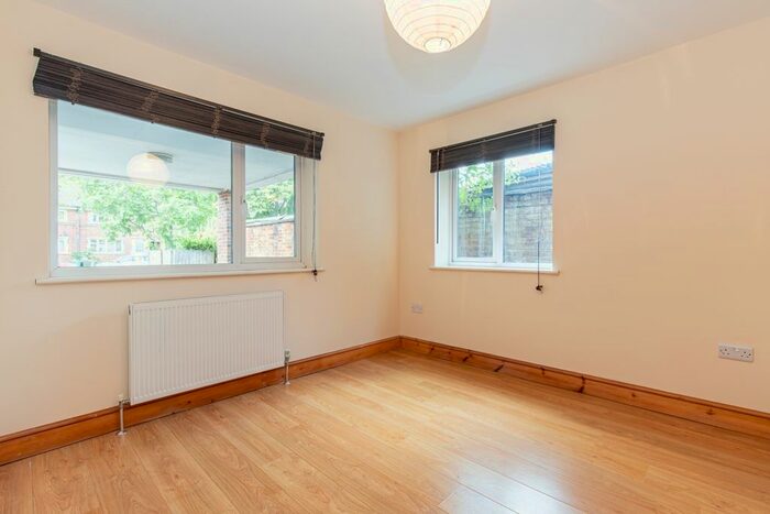 2 Bedroom Flat To Rent In Abingdon Road, Oxford, OX1