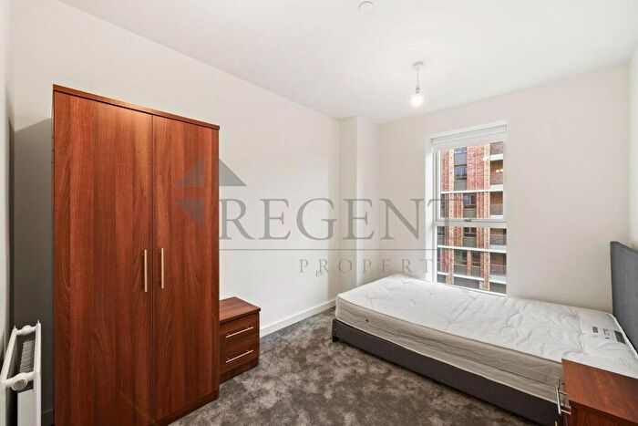 2 Bedroom Apartment To Rent In Beeley House, Mary Neuner Road, N8