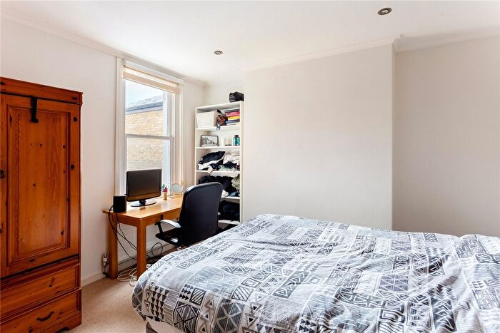 3 Bedroom Flat To Rent In Upper Maisonnette Parma Crescent, London, SW11