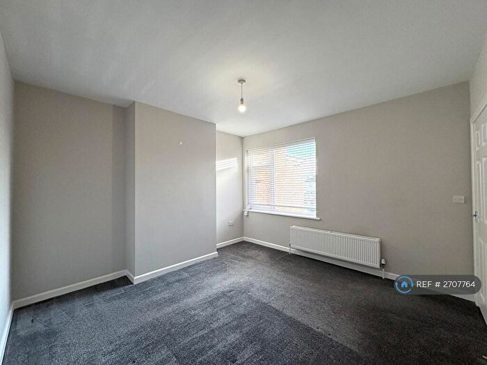 2 Bedroom Flat To Rent In Ashley Road, Poole, BH14