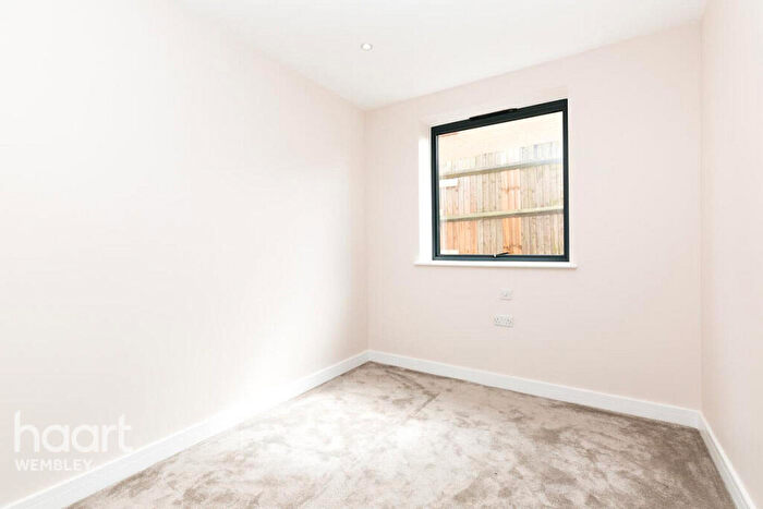2 Bedroom Apartment To Rent In Sudbury Avenue, Wembley, HA0