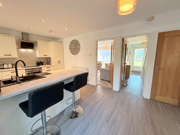 4 Bedroom Detached House For Sale In Raddington Drive, Solihull, B92